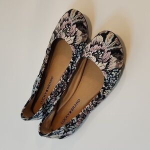 Lucky Brand Women's Floral Print Slip on Emmie Flats Shady Spruce Size 7 1/2M